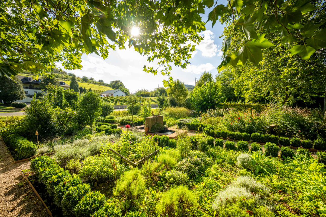 Gartenanlage Landidyll Weinhotel Klostermühle