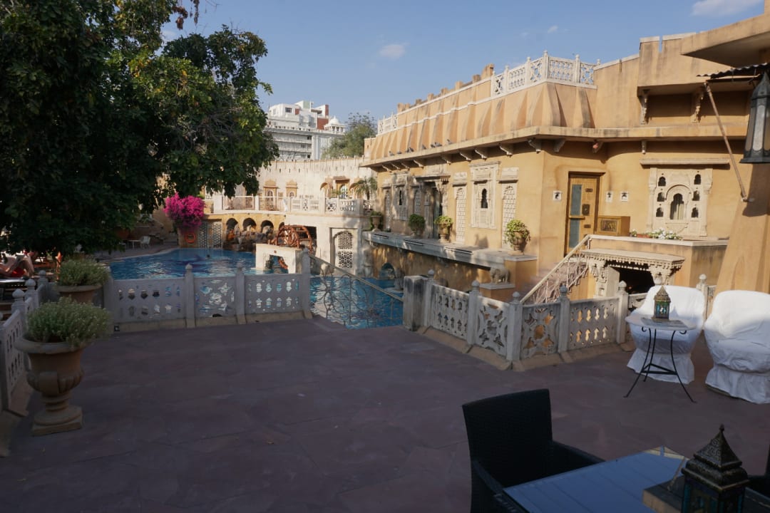 Außenansicht Hotel Ajit Bhawan Palace