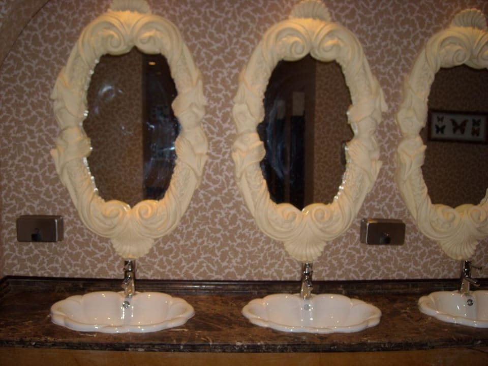 WC in der Lobby Sentido Caribbean World Soma Bay