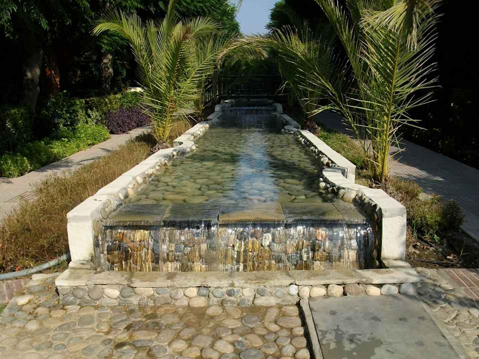 Wasserlauf schön angelegt Can Garden Beach