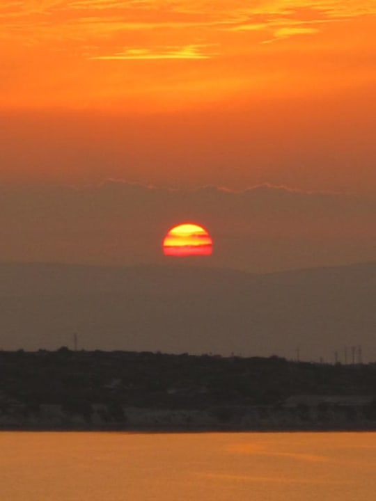 Sonnenuntergang, jeder Tag anders Hotel Babaylon