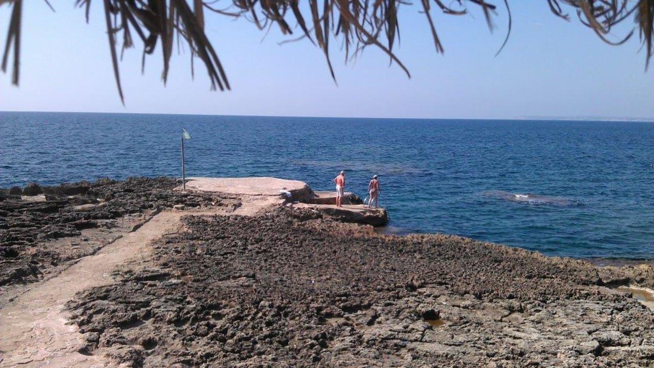 Liegestuhlaussicht Bikini Island & Mountain Hotel Es Trenc