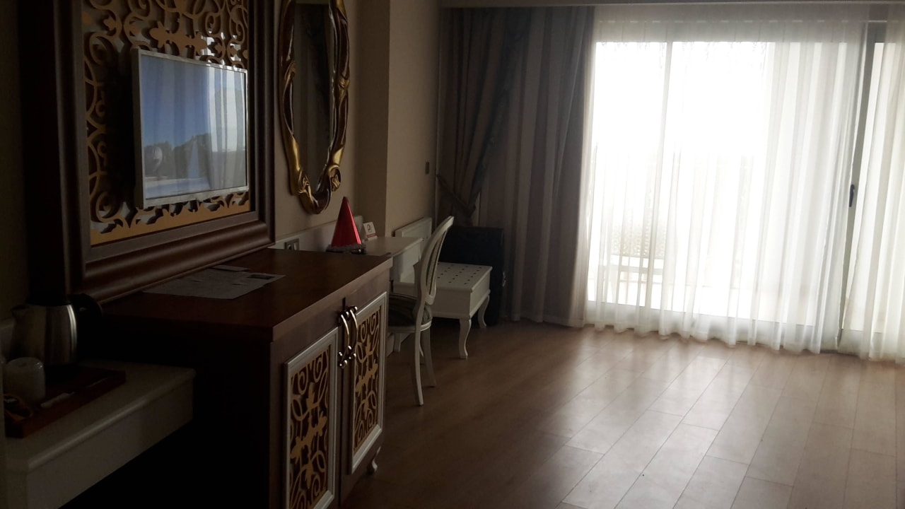 Sehr schönes und großes Zimmer J'adore Deluxe Hotel & Spa