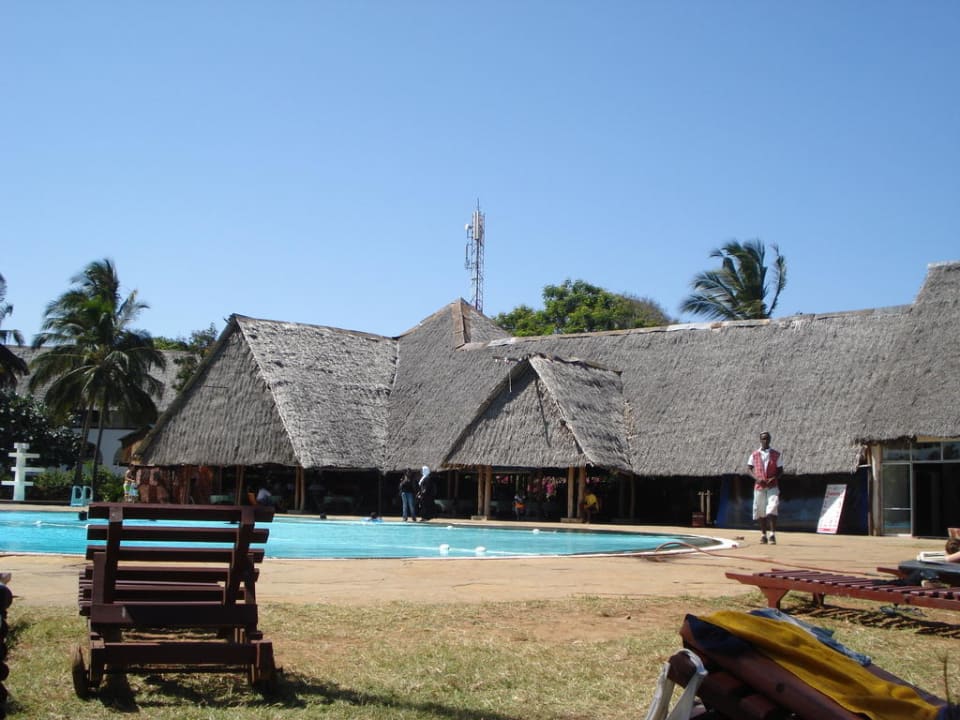 Pool Reef Hotel Mombasa