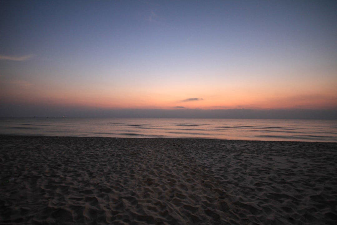 Strand Cape Nidhra Hotel Hua Hin