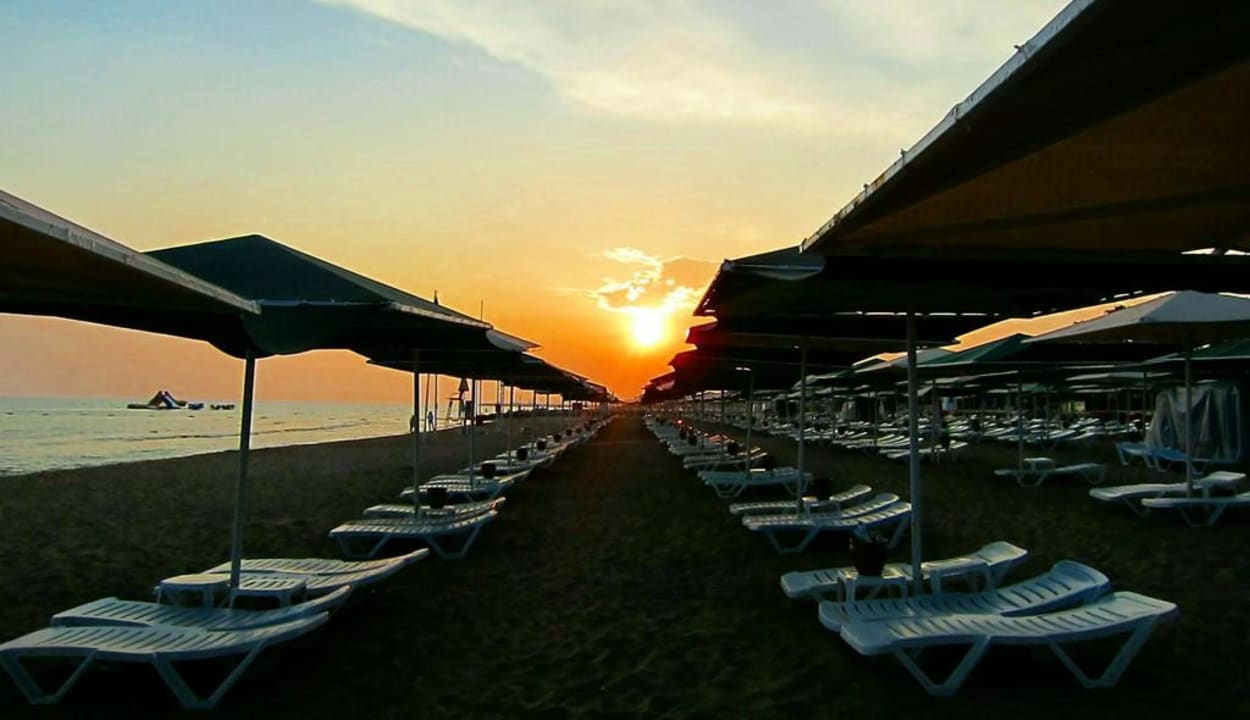 Sonnuntergang Miramare Queen Hotel