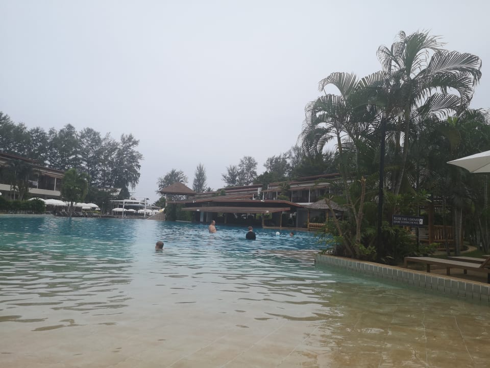 Pool Arinara Bangtao Beach Resort