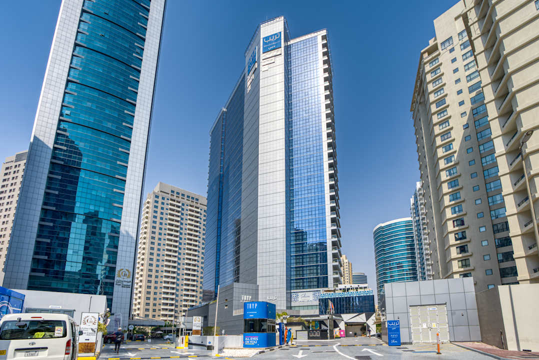 Außenansicht Tryp by Wyndham Dubai