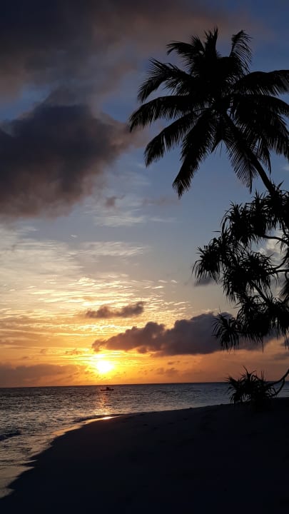 Strand Angaga Island Resort