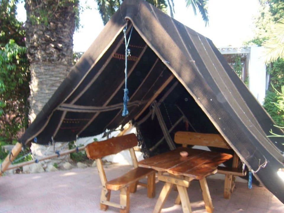 Kleine, schöne Details im Garten Hotel Méditerranée Thalasso Golf