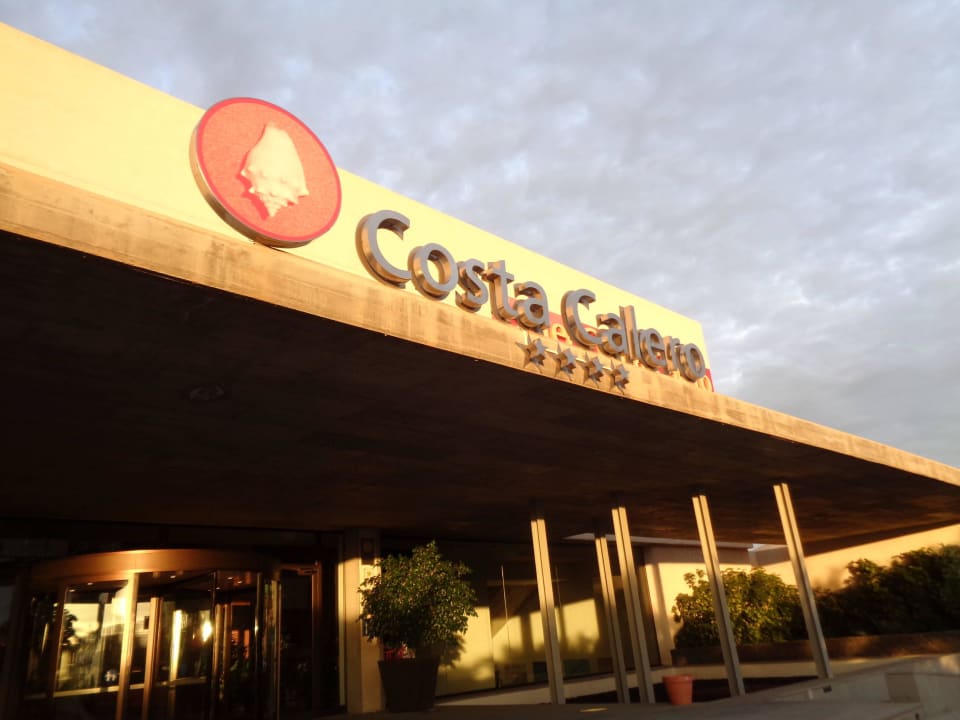 Eingang Hotel Costa Calero