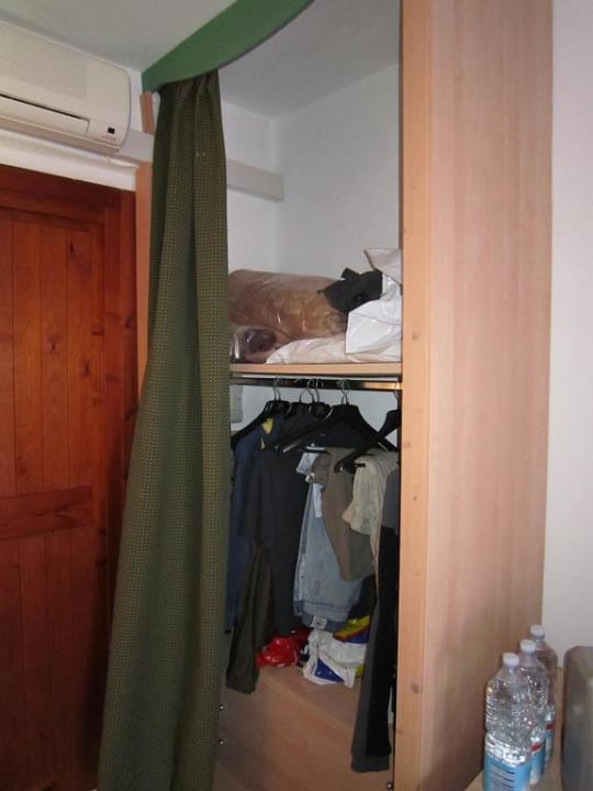 Der Schrank Hotel Alle Dune Club