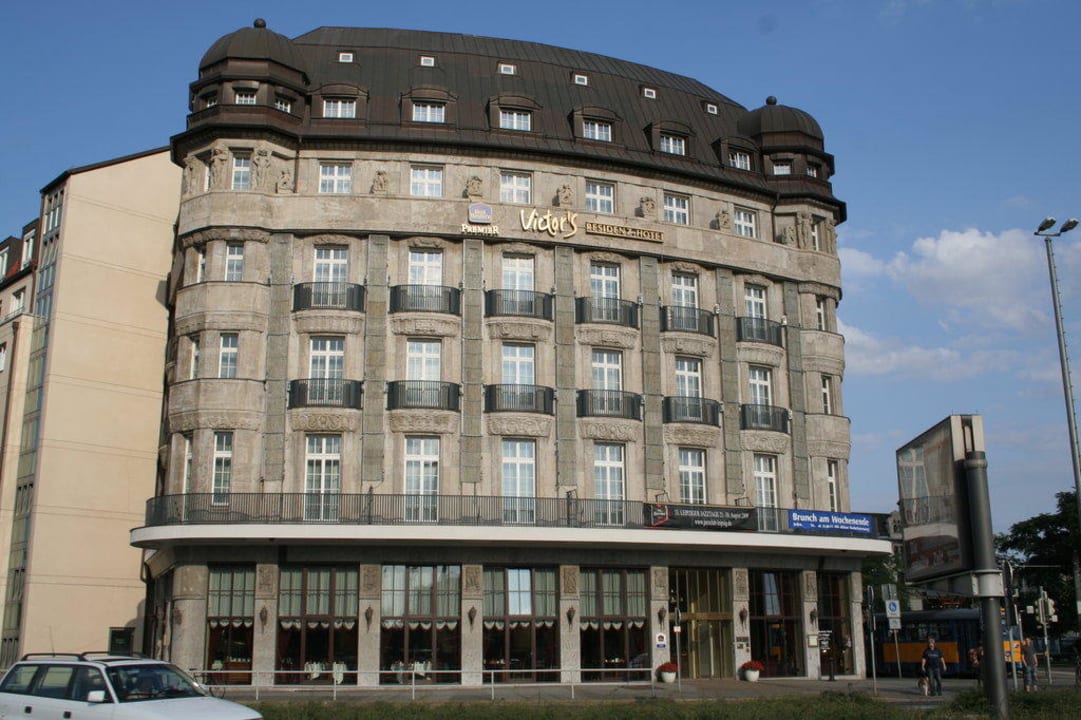 hotelansicht-vom-bahnhof-victor-s-residenz-hotel-leipzig-leipzig