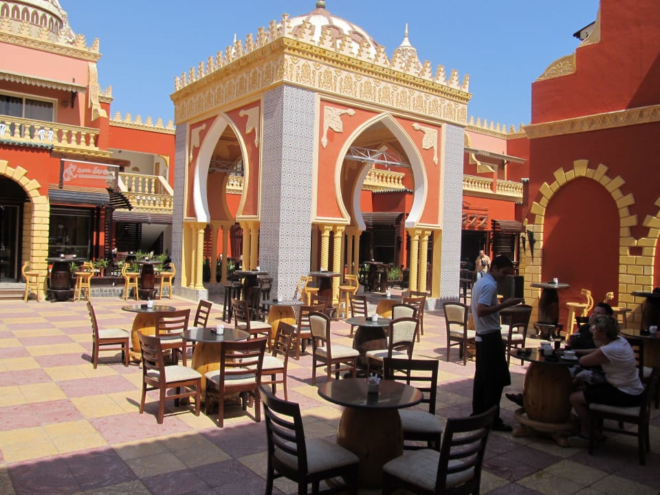 Aussencafe Pickalbatros Alf Leila Wa Leila Resort - Neverland Hurghada