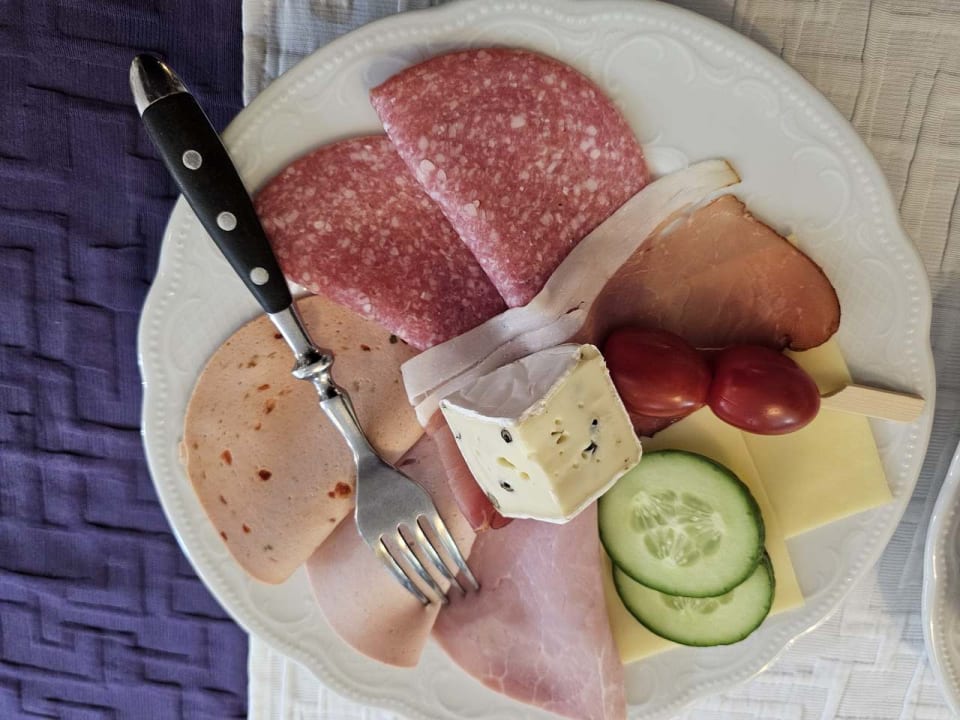 Gastro Pension Burger - Bed & Breakfast