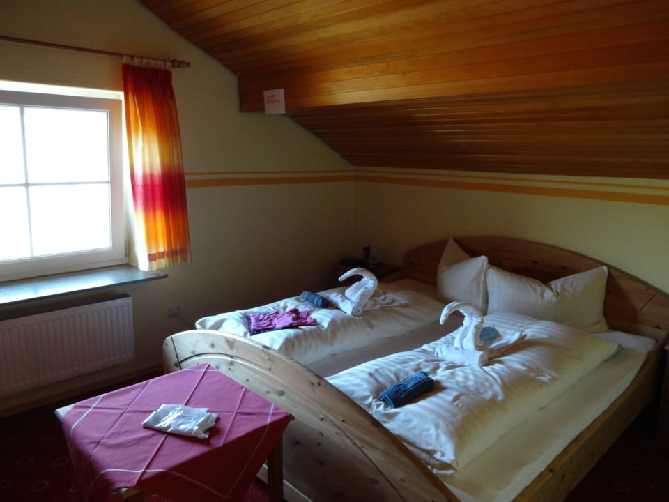 App. D - Schlafzimmer Hotel Haus am Berg