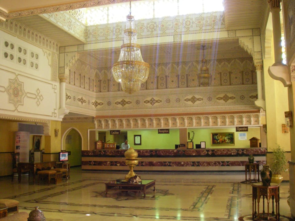 Rezeption mit sehr netten Mitarbeitern Pickalbatros Alf Leila Wa Leila Resort - Neverland Hurghada