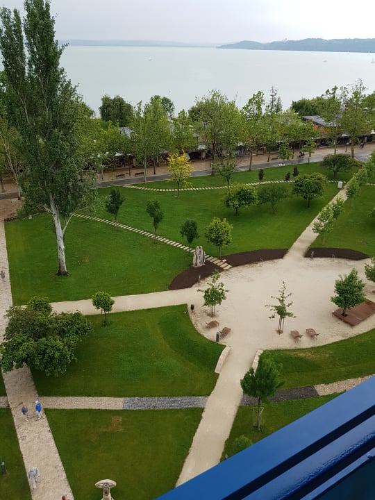 Ausblick Richtung Plattensee Danubius Hotel Annabella