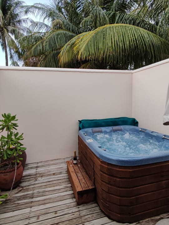 Zimmer Vilamendhoo Island Resort & Spa