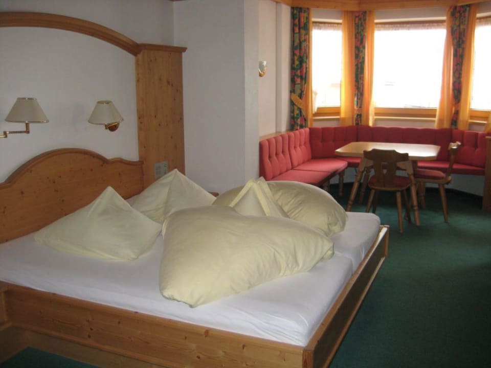 Erkerzimmer "Gemais" Auenhotel