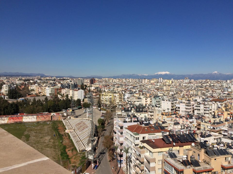 Aussicht vom Zimmer 2206 Ramada Plaza by Wyndham Antalya