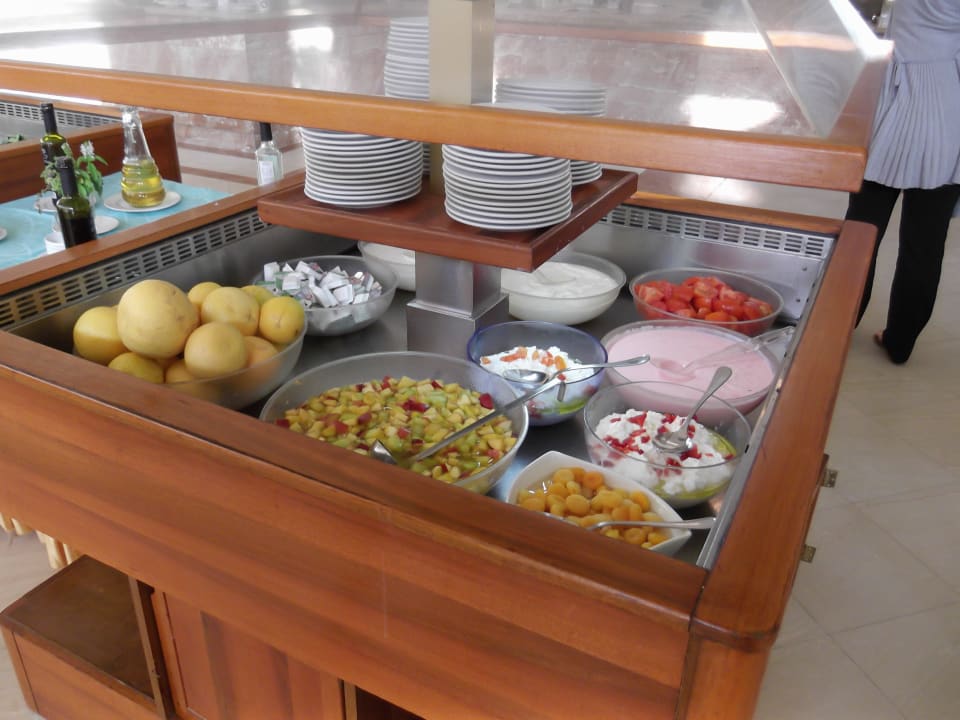 Frühstück Titanic Beach Spa & Aqua Park