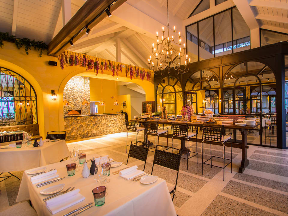 Restaurant Dusit Thani Krabi Beach Resort