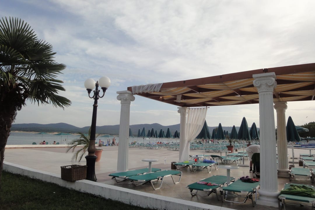 Activity-Pool direkt am Stand Duni Royal Holiday Village