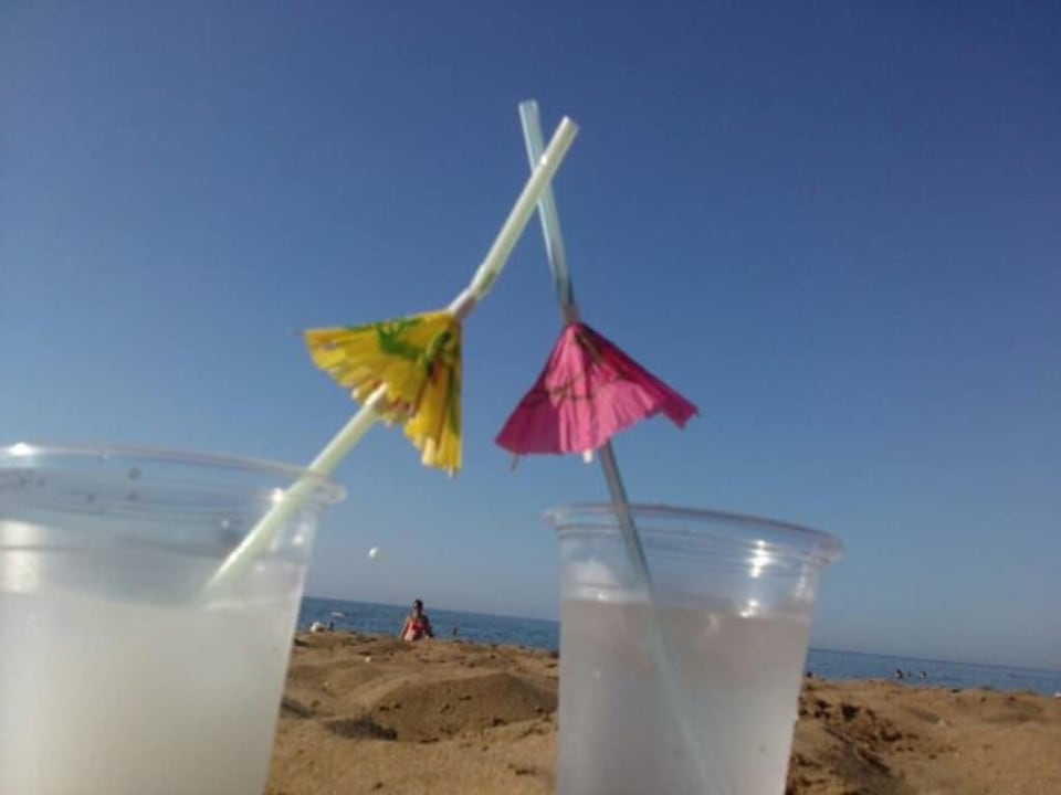 Cheers Acapulco Beach Club & Resort