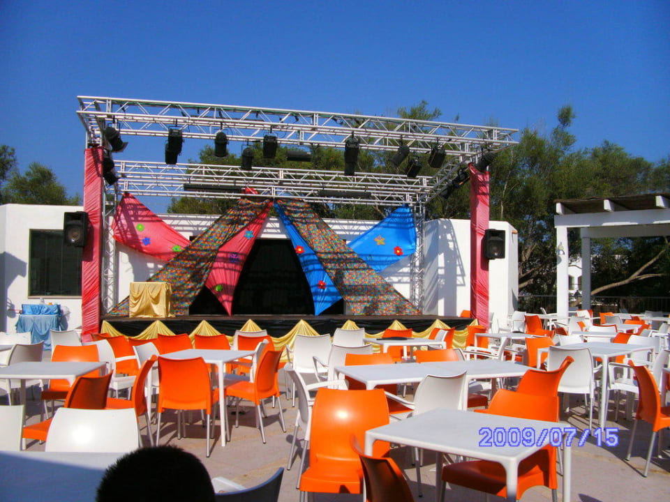 Show - Bühne Gavimar Ariel Chico Club & Resort