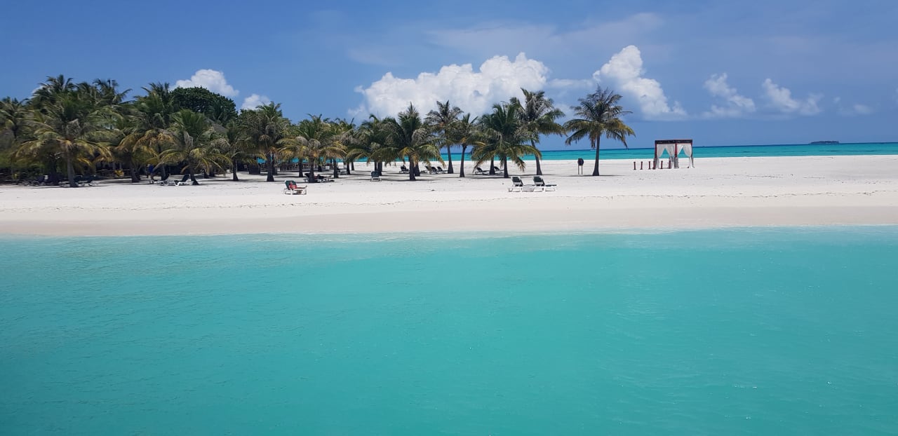 Strand Meeru Maldives Resort Island