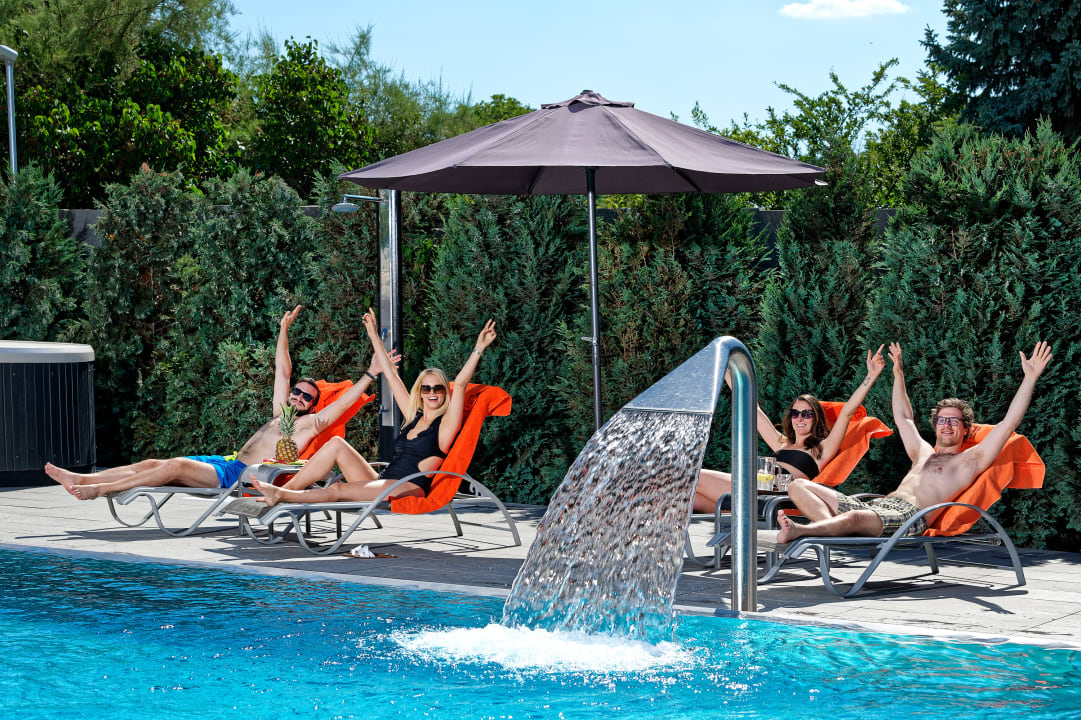 Pool Hotel Aura Design & Garden Pool