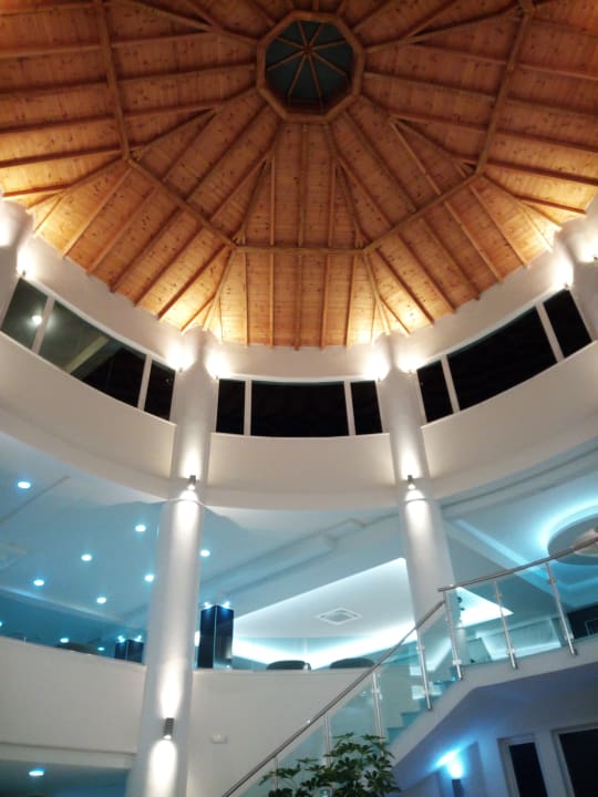 Lobby Grand Blue Beach Hotel