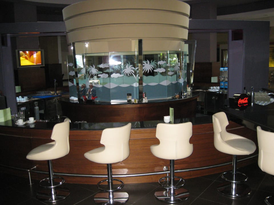 Oasis Bar Limak Lara Deluxe Hotel & Resort