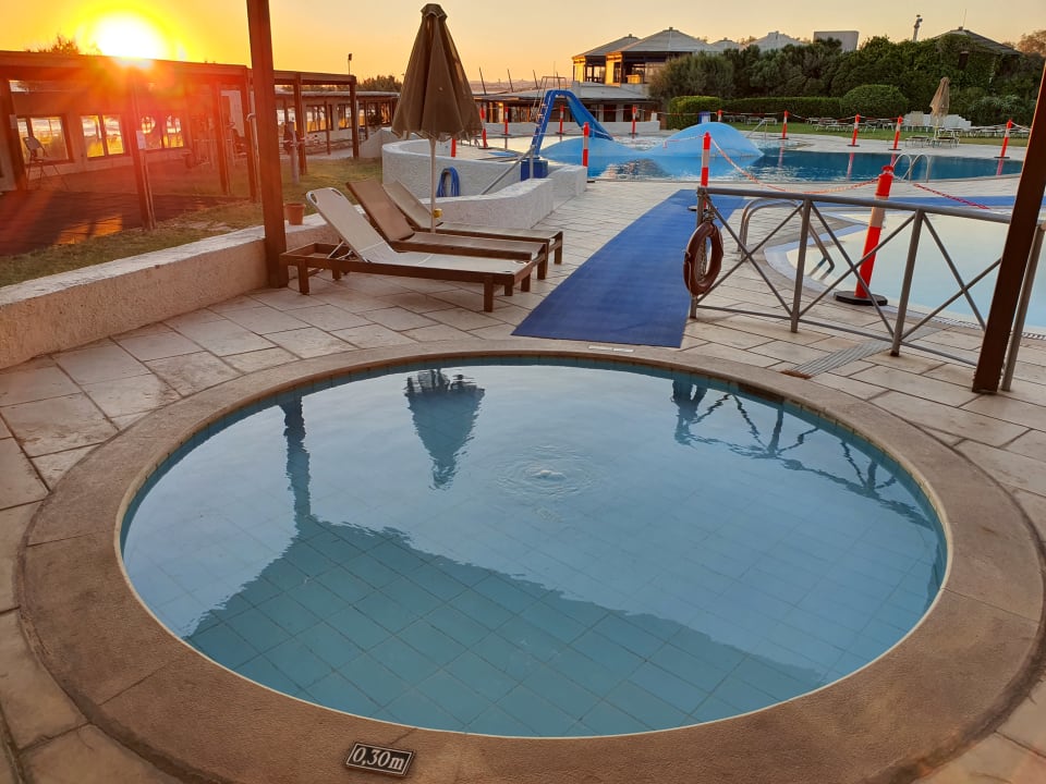 Pool Apollonia Beach Resort & Spa