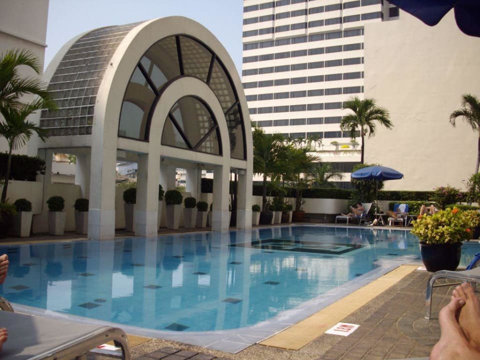 Pool BelAire Bangkok