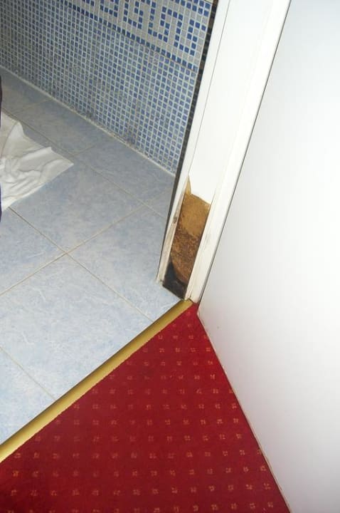 Eingang zum Bad / Badtürrahmen Hotel La Boutique