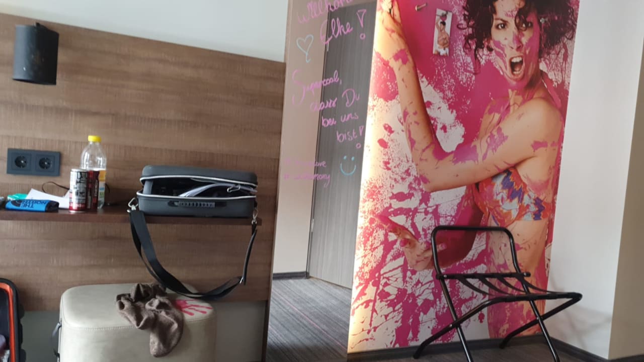 Zimmer MOXY Frankfurt East