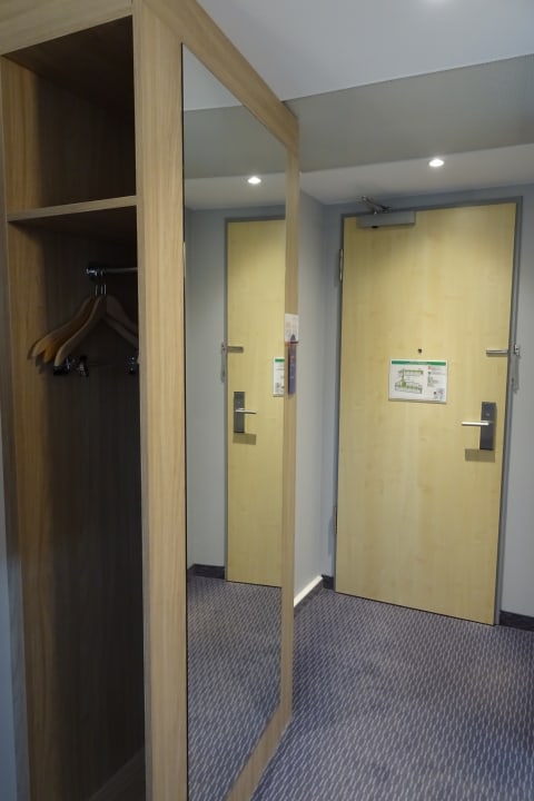 Zimmer Holiday Inn Express Baden-Baden