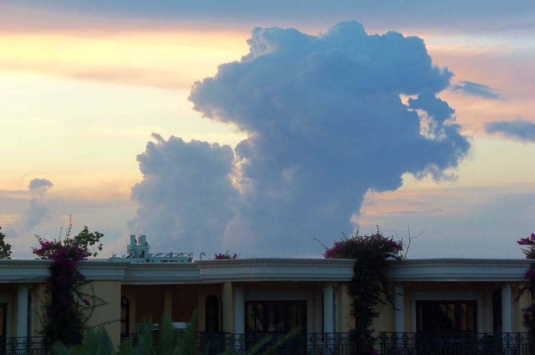 Wolken über dem Yetkin Hotel Yetkin
