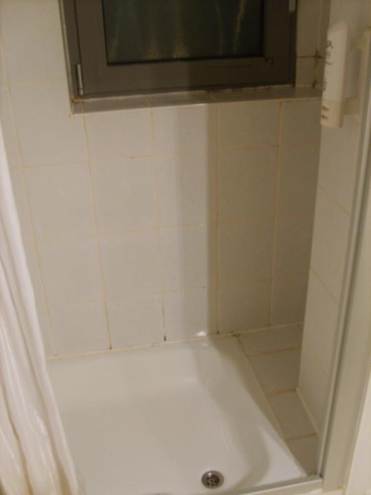 Dusche Leonardo Inn Hotel Hamburg Airport