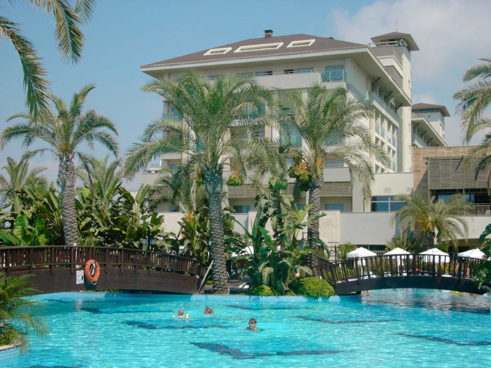 Pool mit Hotel Sunis Kumköy Beach Resort Hotel & Spa