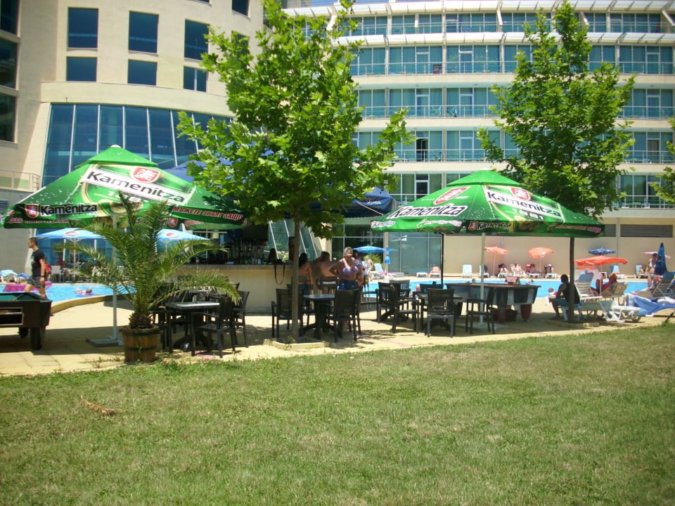 Poolanlage Hotel Ivana Palace