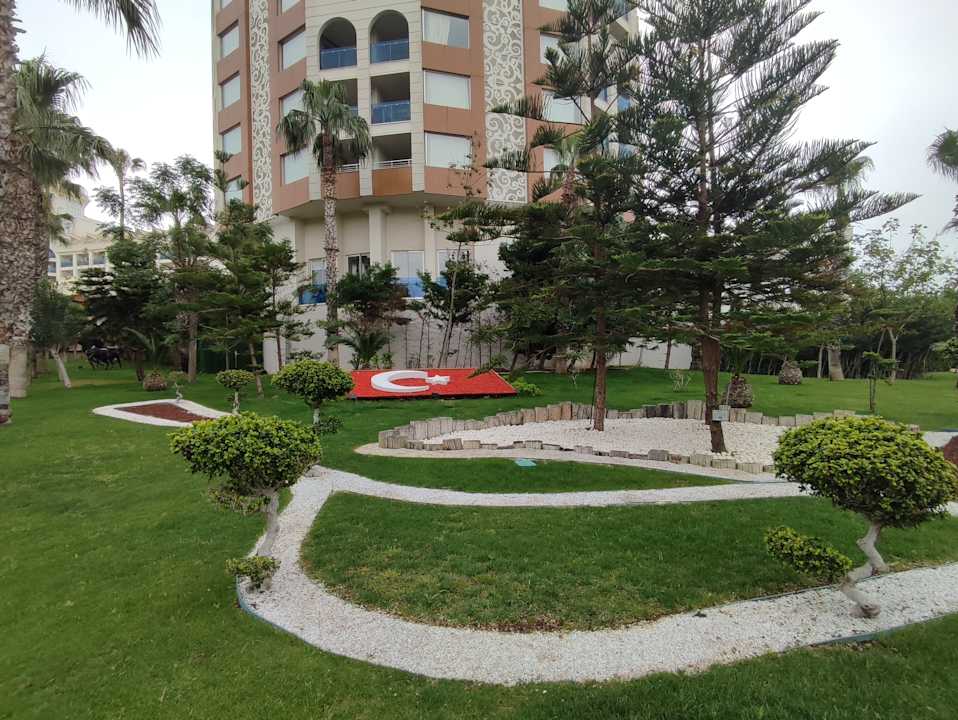 Gartenanlage Delphin BE Grand