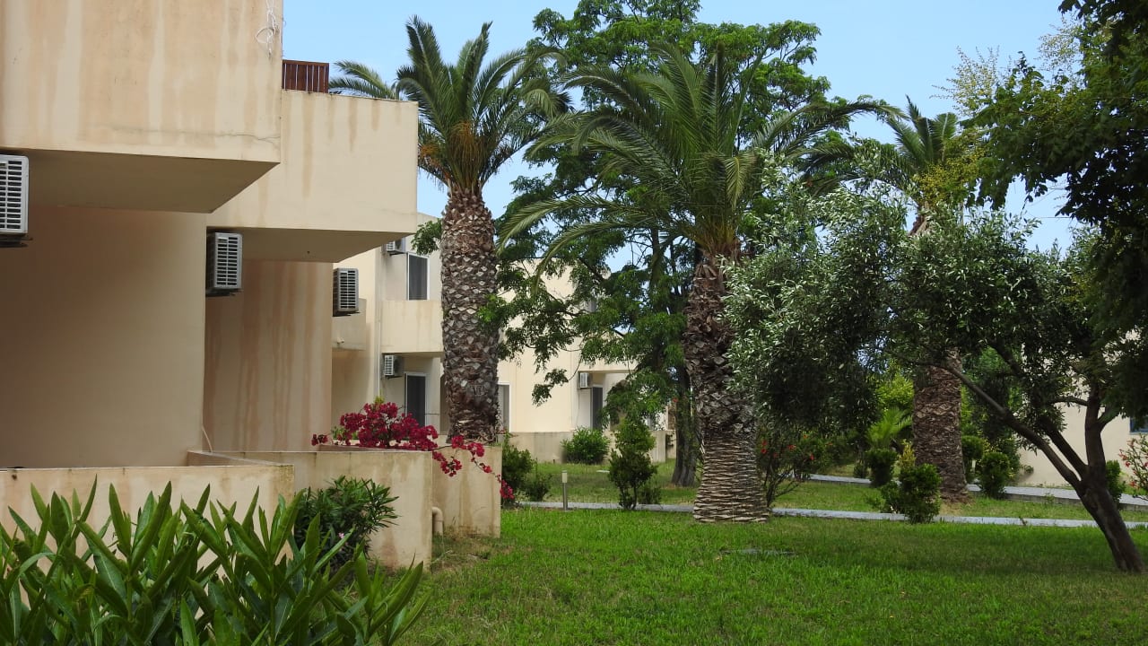 Gartenanlage Hotel Roselands