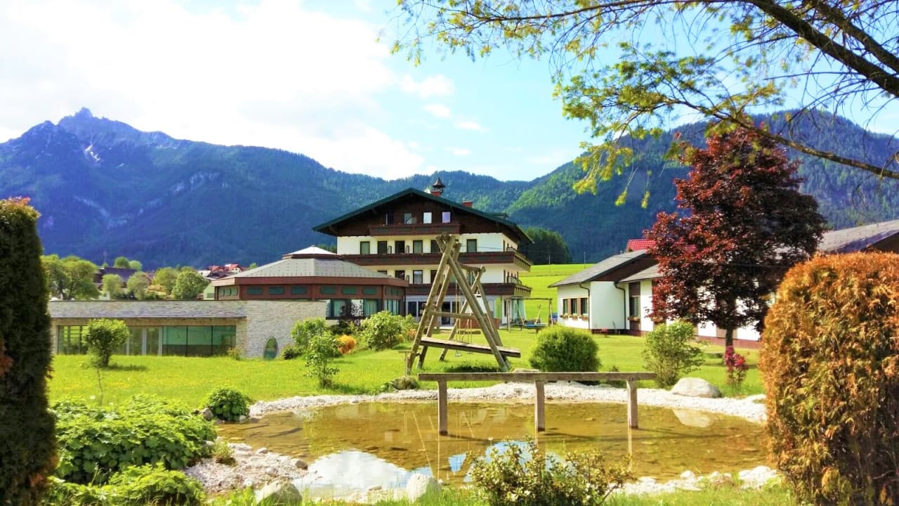 Außenansicht Hotel Berghof Mitterberg