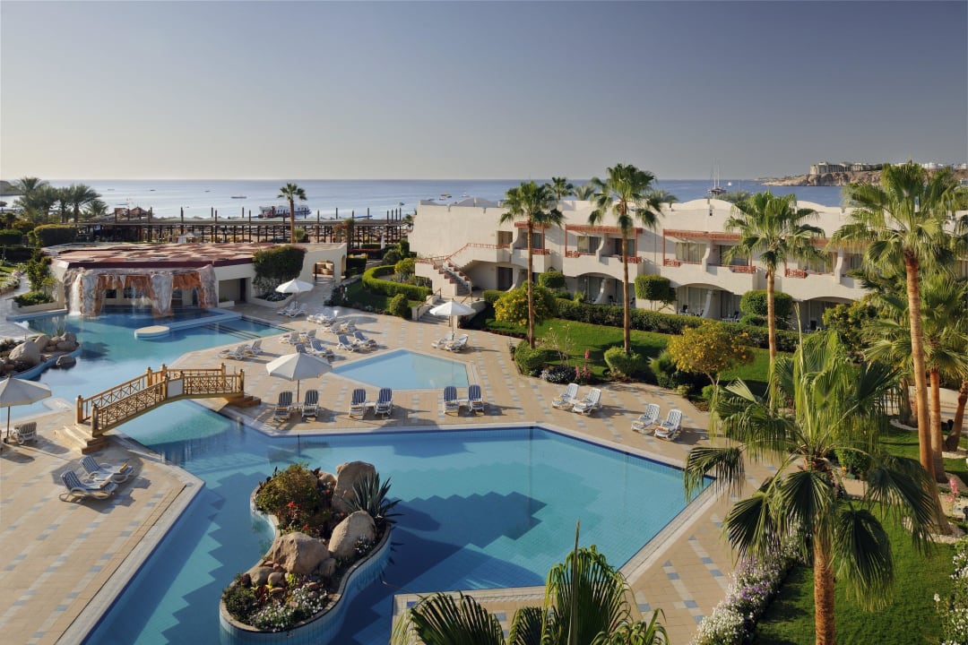 Beach side swimiming pool Naama Bay Promenade Beach Resort Managed By Accor