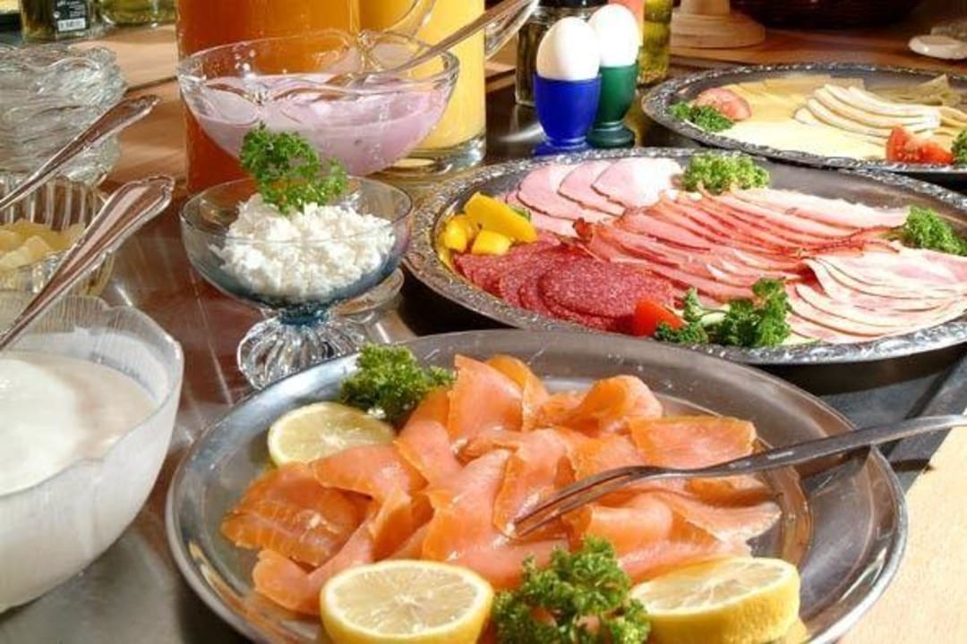 Restaurant/Buffet Stadt Hotel