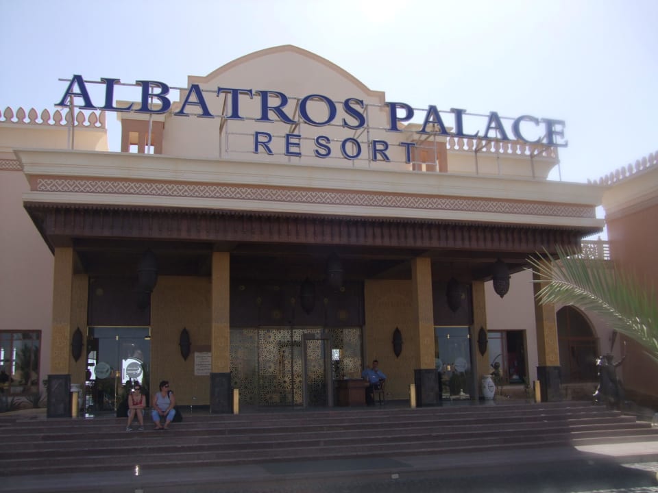 Eingang Hotel Pickalbatros Palace Resort