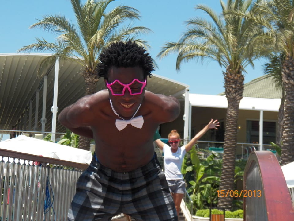 Billy is the best entertainer of Alva Donna Dobedan Exclusive Hotel And Spa